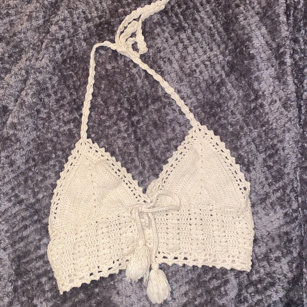 Kendall & Kylie crotchet top